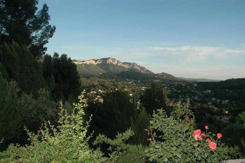 Auriol Villa Manon المظهر الخارجي الصورة